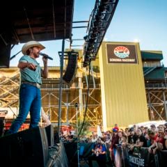 Gallery: Fans Are Always First at Sonoma