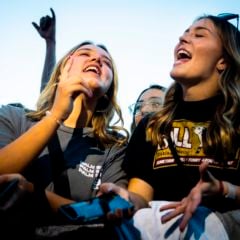 Gallery: Fans Are Always First at Sonoma